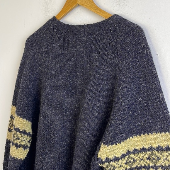 Vintage Abercrombie & Fitch Crewneck Sweater %100 Wool Y2K (See Description) - Picture 6 of 13